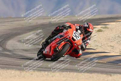 media/Nov-16-2025-Race Pace (Sun) [[8c5fa54630]]/Verified Riders/8-Turn 12 (120pm)/